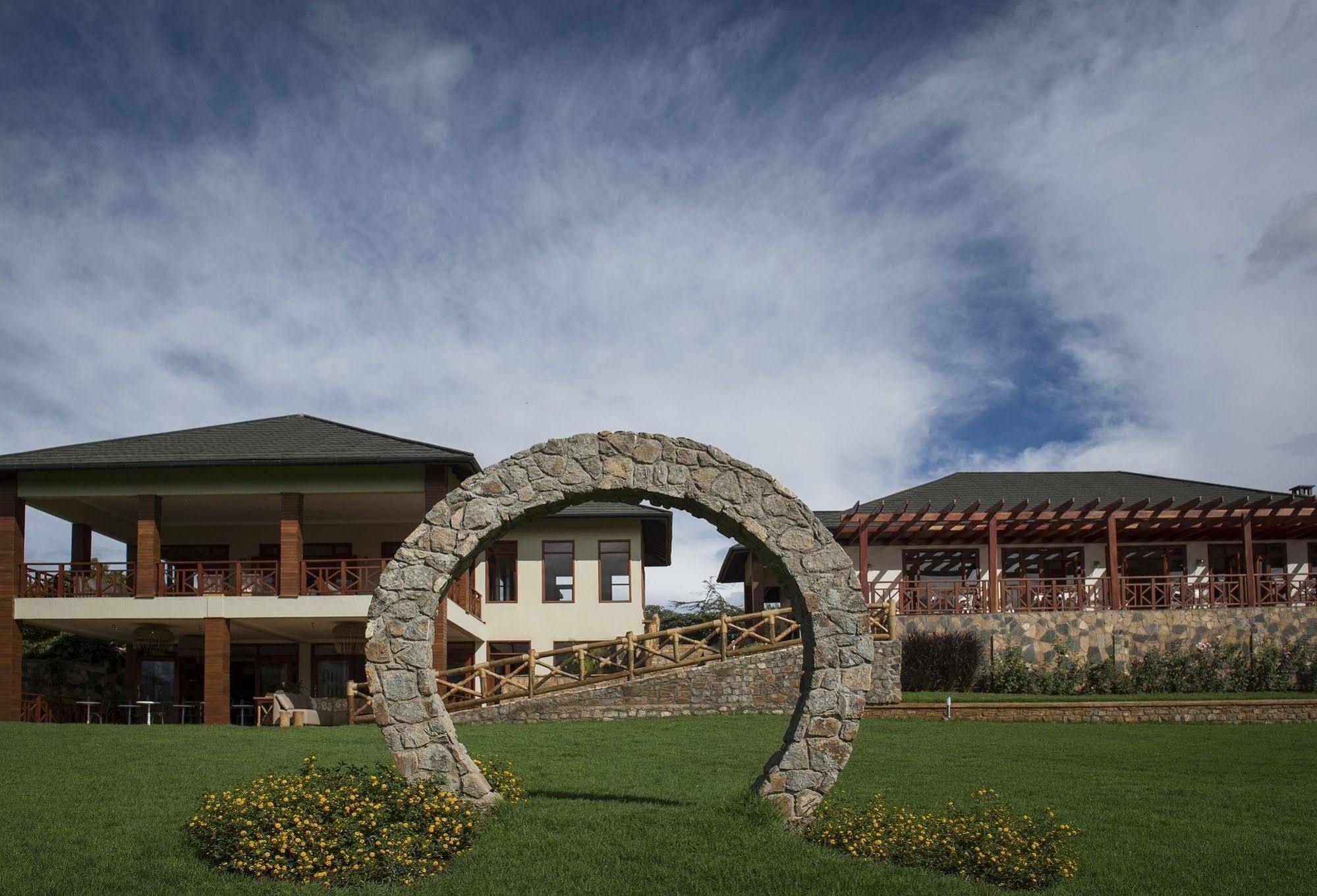 Acacia Farm Lodge Ngorongoro ภายนอก รูปภาพ